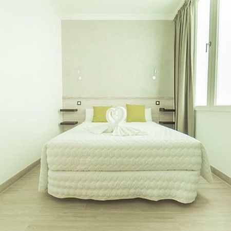 Hostal Pio Centro Madrid Exterior photo
